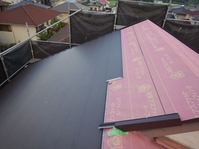 屋根ガルテクトの設置