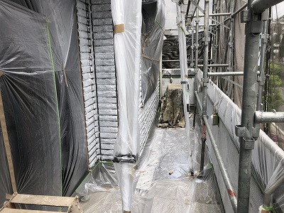 外壁　下塗り塗装完了
