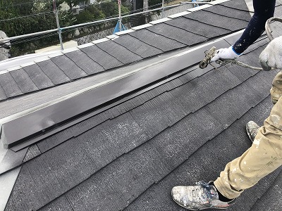 屋根の仕上げ1回目