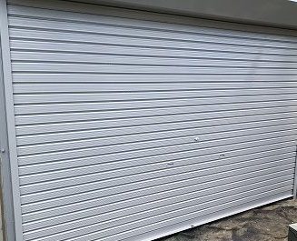 シャッター塗装完了