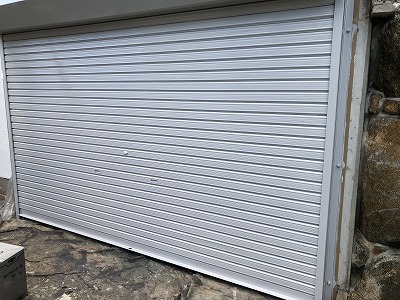 シャッター塗装完了